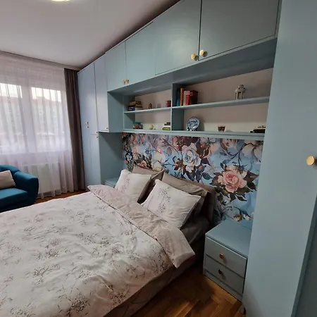 Lucky Clover Apartment *