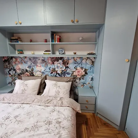 Apartment Lucky Clover Novi Sad